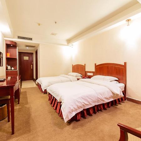 Guangzhou Junshan Hotel - Shuttle Bus For Canton Fair Экстерьер фото