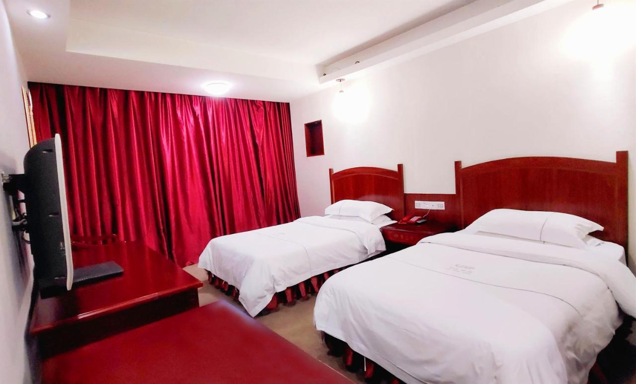 Guangzhou Junshan Hotel - Shuttle Bus For Canton Fair Экстерьер фото